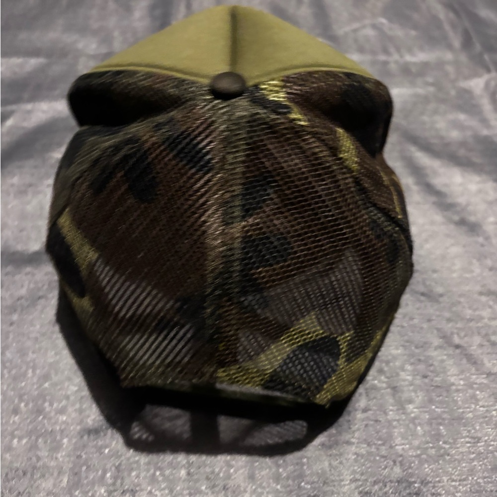 ✨3/$25 bundle- Green Camo Trucker Hat with Pink "Living The Dream" puff art✨ - Picture 6 of 7